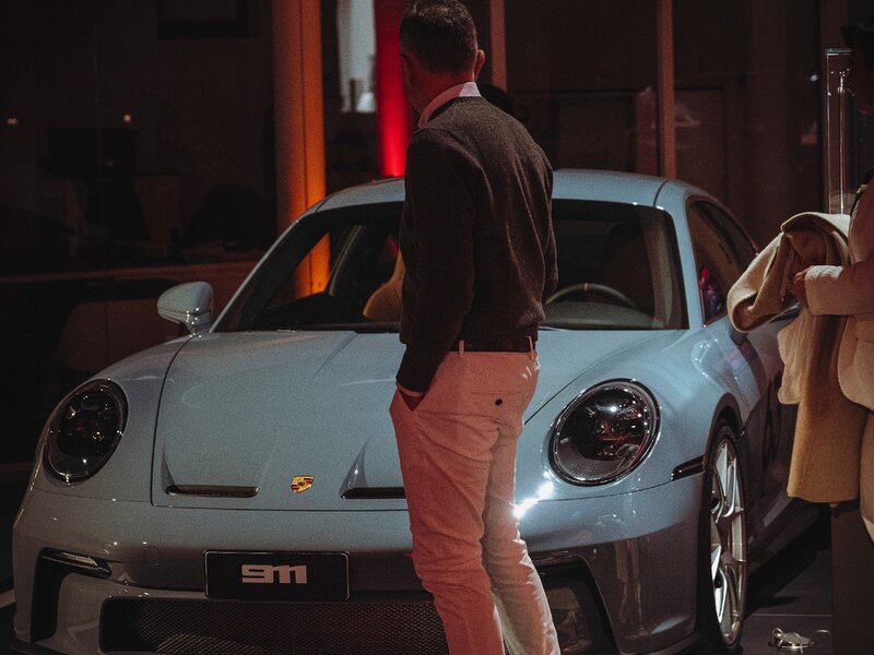 Porsche, orologi e sapori