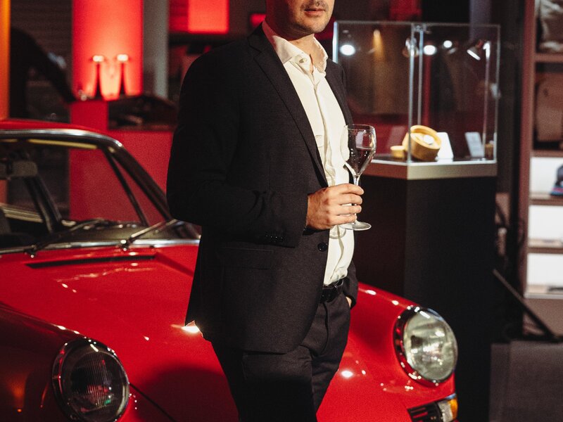Porsche, orologi e sapori