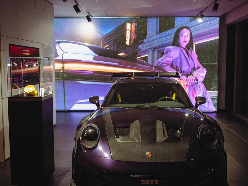 Porsche, orologi e sapori