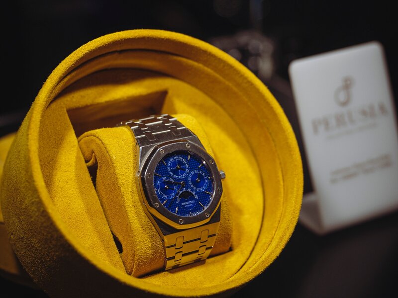 Porsche, orologi e sapori